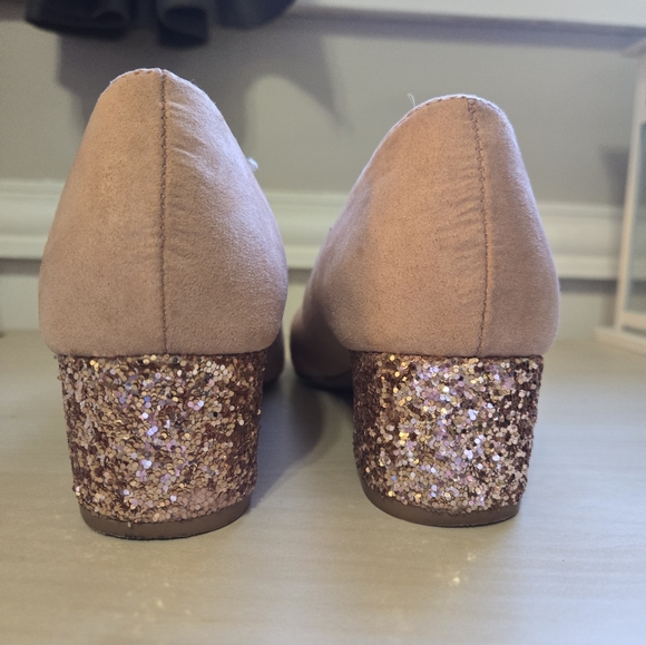 Pink sparkle heels size 8 - Picture 2 of 3